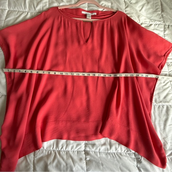 Diane Von Furstenberg Fuchsia Blouse Size Large - Picture 7 of 8